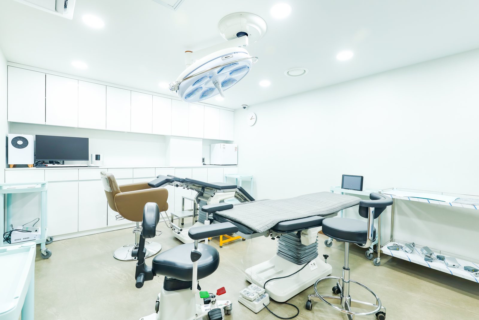 Revision Hair Transplant at MONARA Dermatology Clinic